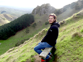 Wanderer on his bench