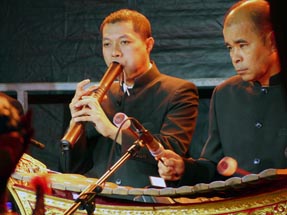 Thai musicians