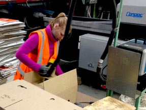 Glueing boxes