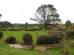 direction center Hobbiton