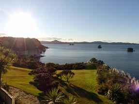 Sonne Cathedral Cove