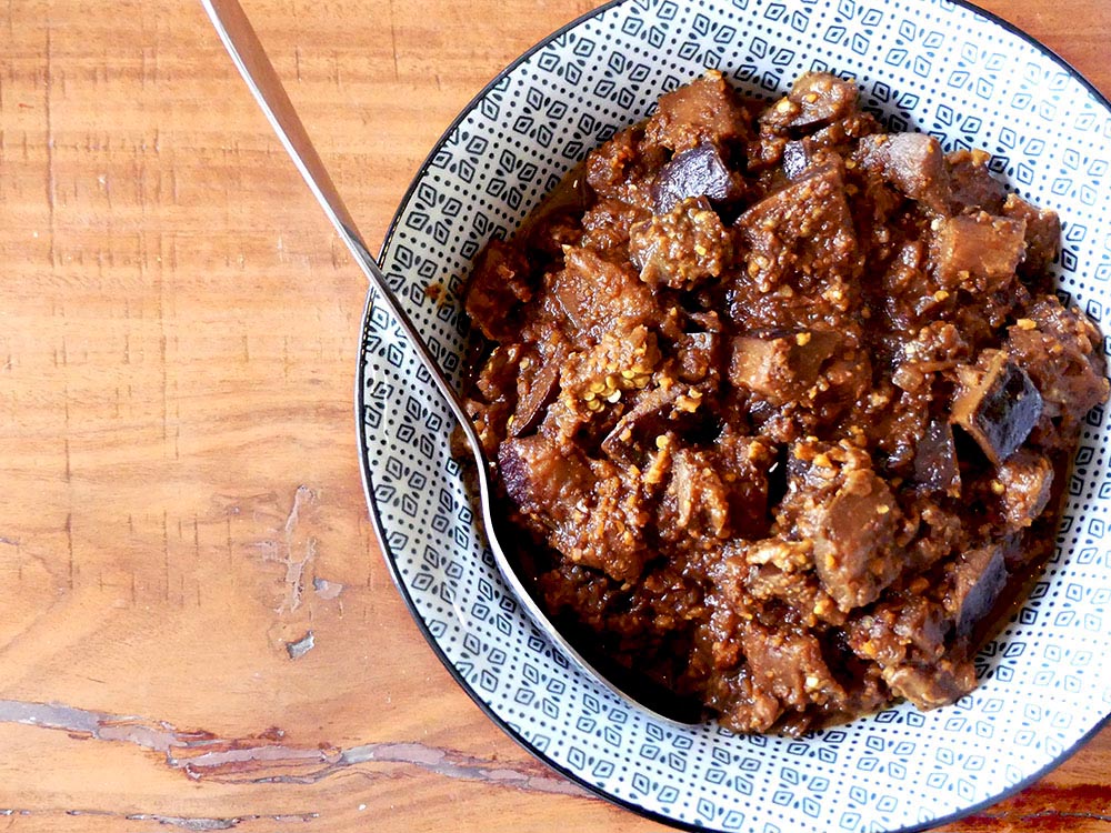 Eine wundervolle Kombination aus süß und sauer, sehr fruchtig und unbeschreiblich exotisch. Wir konnten den Orient schmecken, wir lieben die Gewürzvielfalt. Und wünschen euch guten Appetit! Danke Nineveh Danke für den Gaumenschmaus Nineveh
